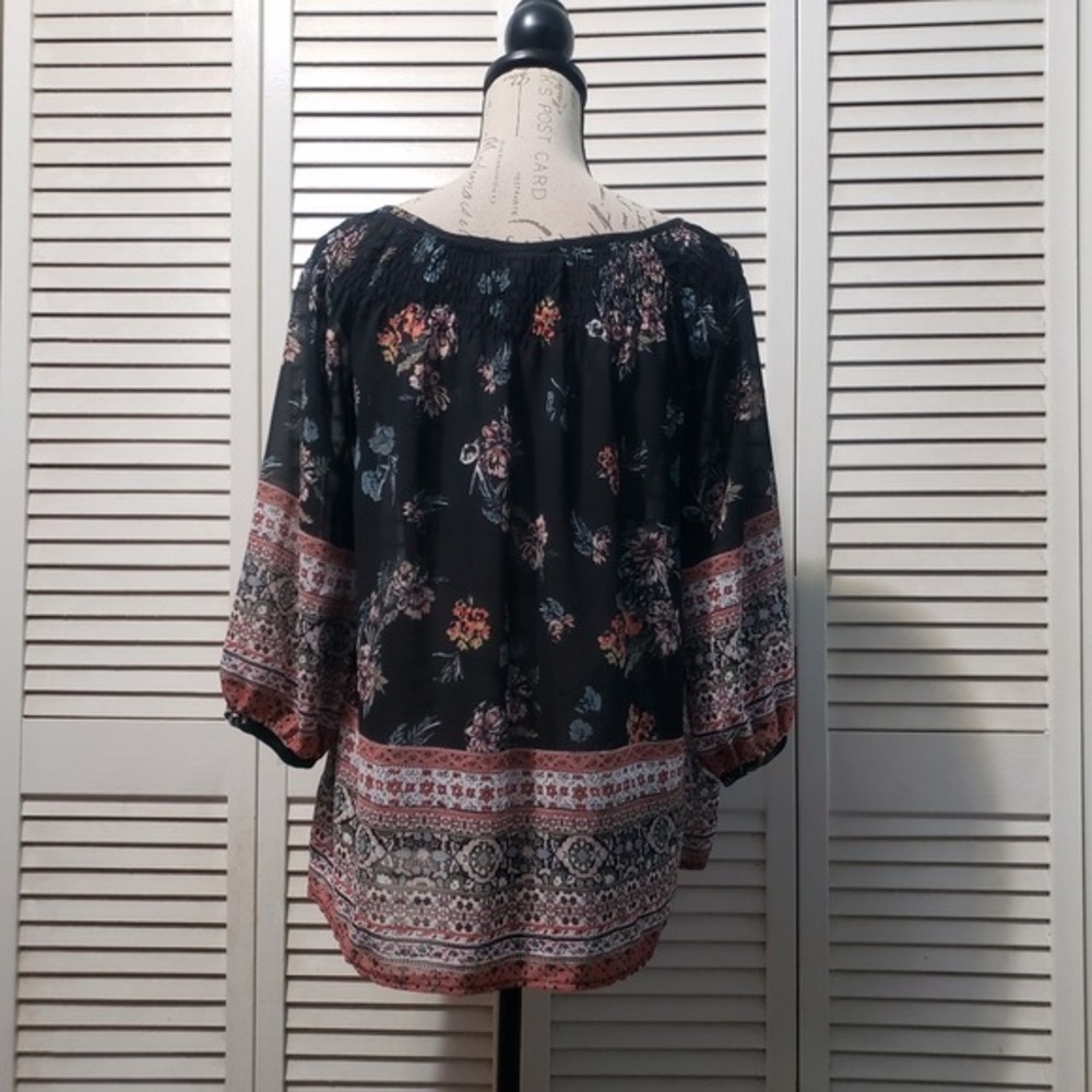 Knox Rose Semi Sheer Boho Blouse Women's XS Floral 3/4 Sleeve Smocked Neckline - Picture 5 of 9